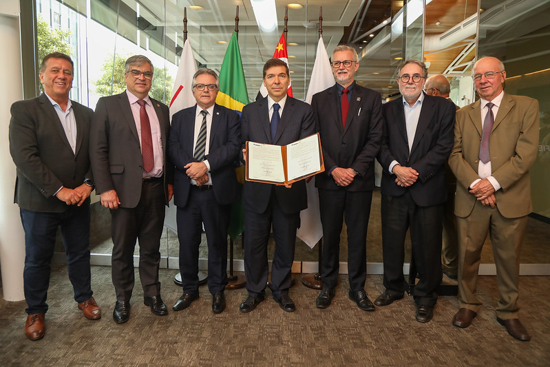 FAPESP, universities and industry entities partner in Data Science for Smart Industry research center