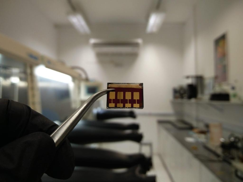 Researchers improve stability of perovskite solar cells