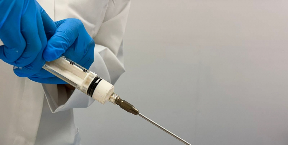 ‘Supergraft’ reconstructs bone and fights infections simultaneously