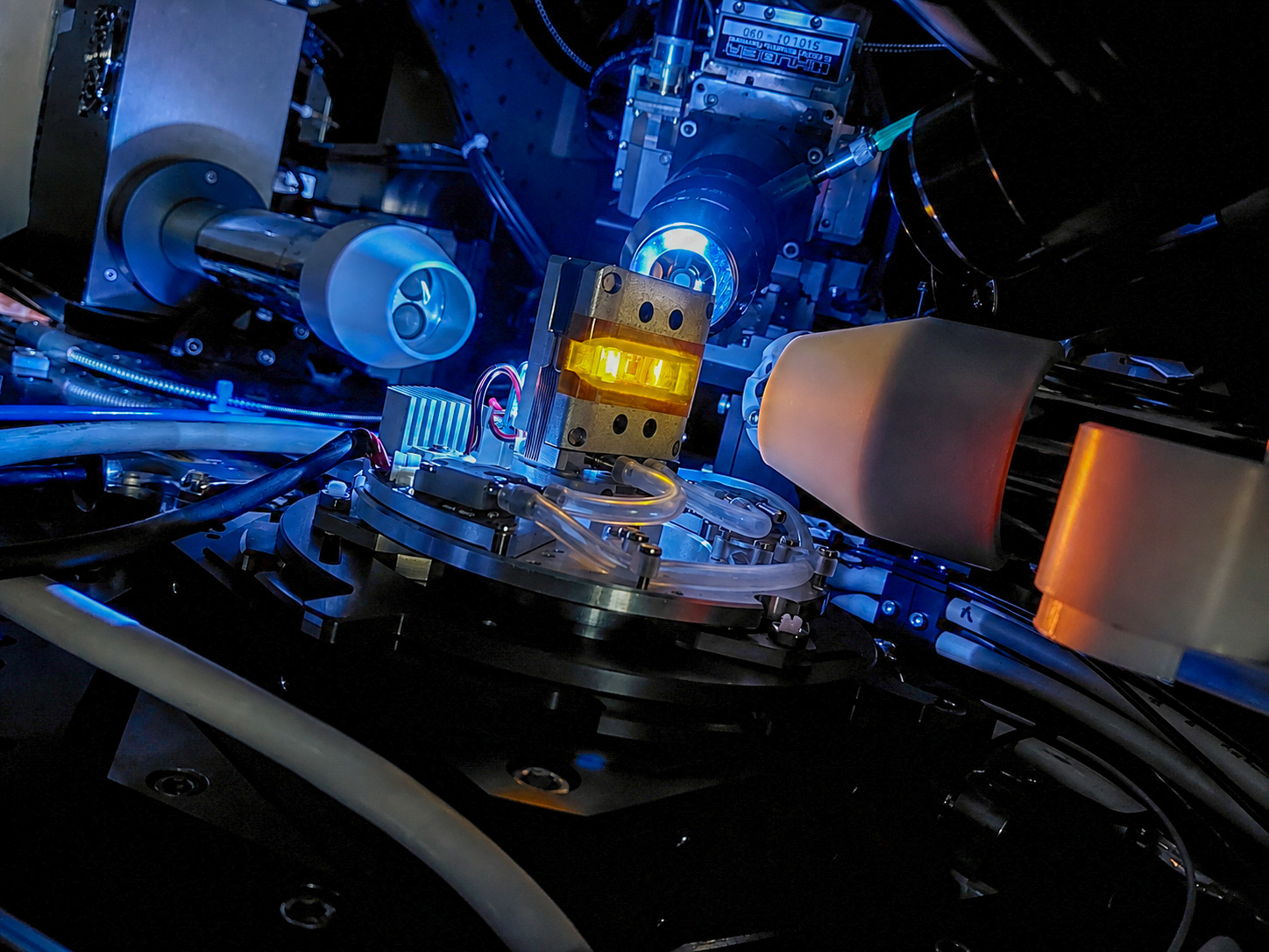 Novo instrumento no acelerador Sirius permite observar células solares em funcionamento