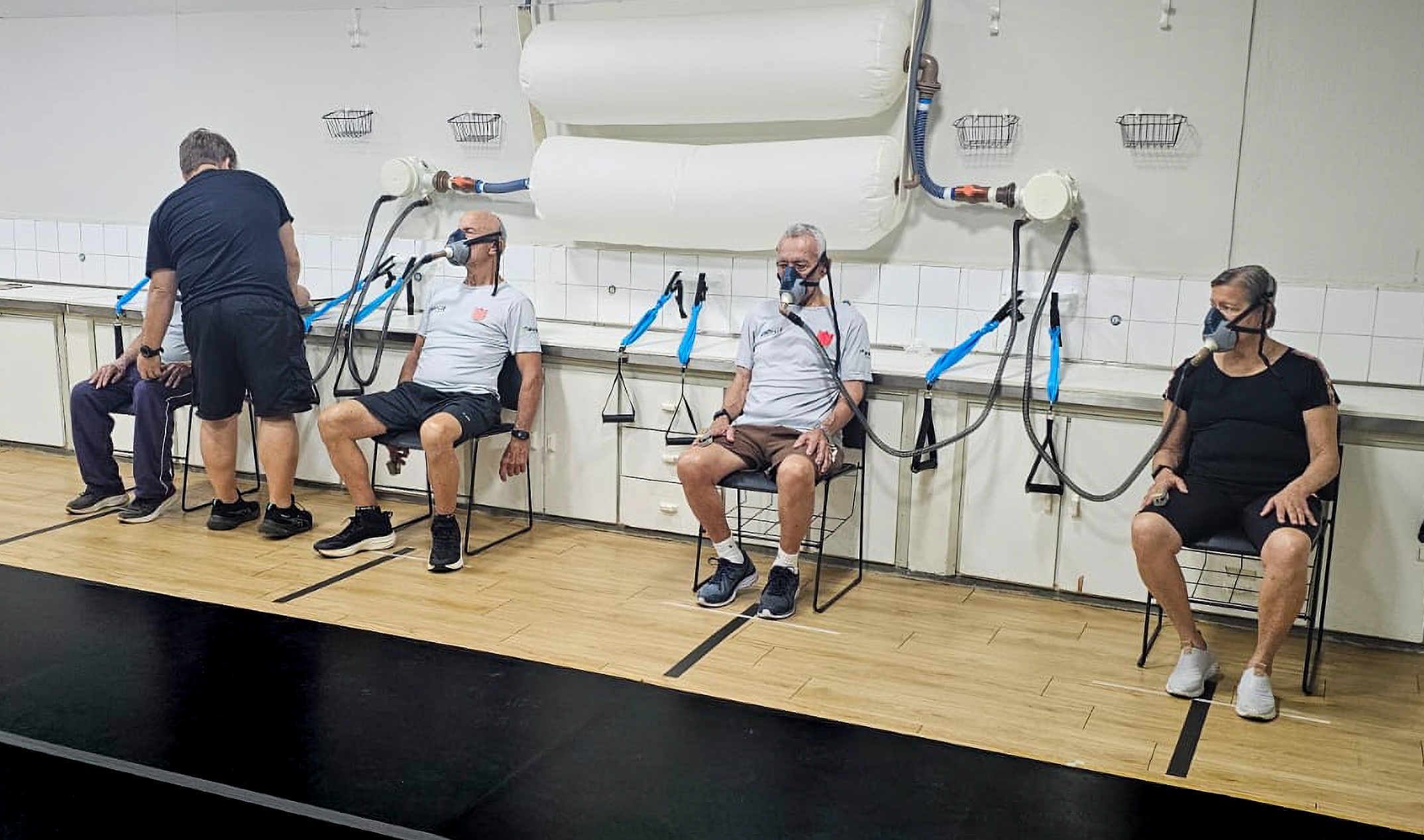 Inalação controlada de ar rarefeito pode ser estratégia para atenuar sintomas de Parkinson