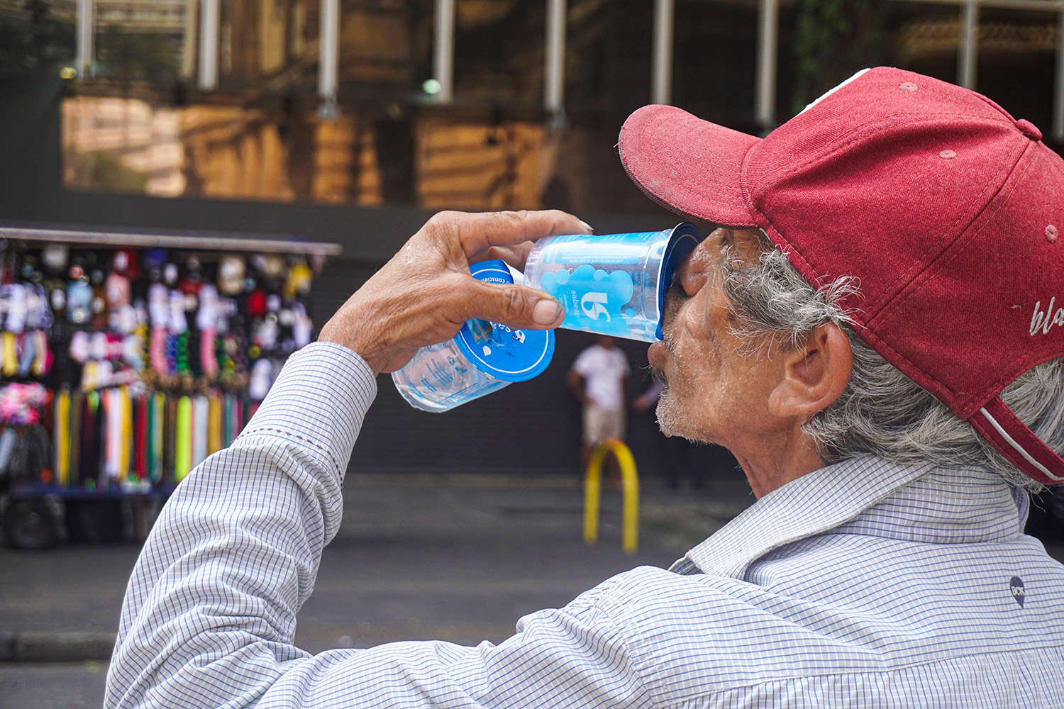 Ondas de calor e poluição aumentam risco de AVC em idosos, constata estudo