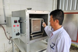 Tecnologia baseada em fibras sintéticas recicladas permite produzir água potável a partir da umidade do ar