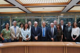 FAPESP e instituto francês planejam ampliar cooperação em agricultura sustentável