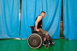 Teste de força para cadeirantes pode ser feito por videochamada com a mesma precisão do presencial