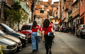 Saúde precária e pobreza formam ciclo que perpetua desigualdades em favelas