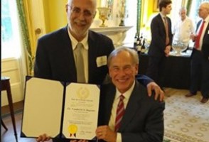 University of São Paulo professor honored by Texas governor