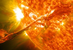 Distúrbios geomagnéticos causados pelo Sol influenciam a ocorrência de infarto, sobretudo entre mulheres
