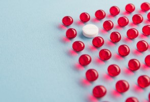 Medicamento para osteoporose mostra potencial contra doenças causadas por excesso de ferro