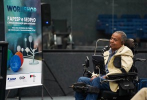Pesquisas buscam ampliar acesso de pessoas com deficiência a esportes paralímpicos e espaços culturais