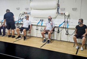 Inalação controlada de ar rarefeito pode ser estratégia para atenuar sintomas de Parkinson