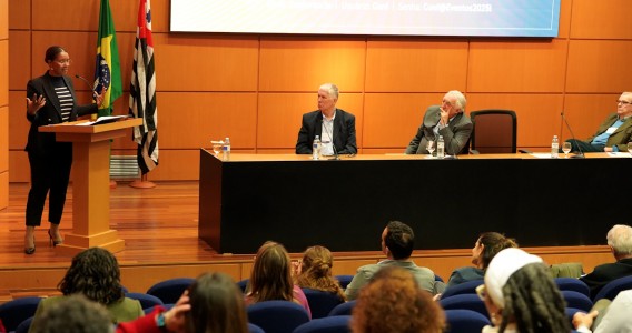 'A África precisa ser reconhecida como produtora de saberes e interpretações sobre o mundo'