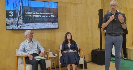 Aquecimento acelera, enquanto resiliência do sistema terrestre diminui, indica relatório lançado na COP30