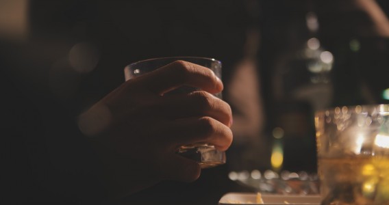 Álcool ou drogas estão presentes em 53% das mortes violentas no Brasil