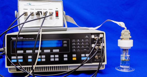 ‘Língua eletrônica’ à base de nanomateriais detecta antibióticos no leite